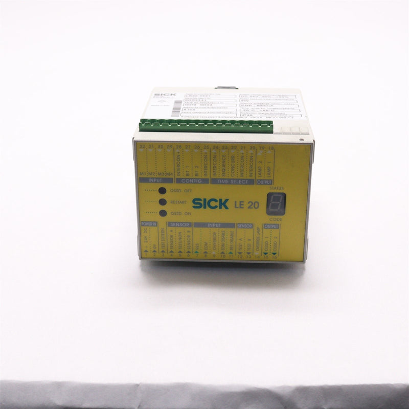 SICK SAFETY RELAY LE20-2621 6020341