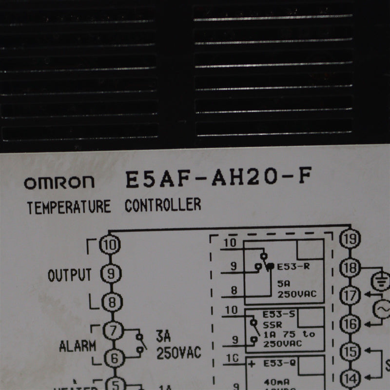 OMRON TEMPURATURE CONTROLLER E5AF-AH20-F