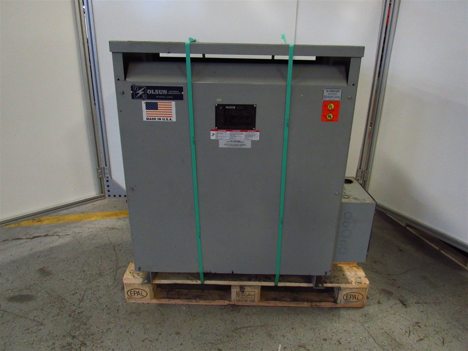 OLSUN ELECTRICS TRANSFORMER 150 KVA DELTA DELTA 480 LV 600 HV A68413 G