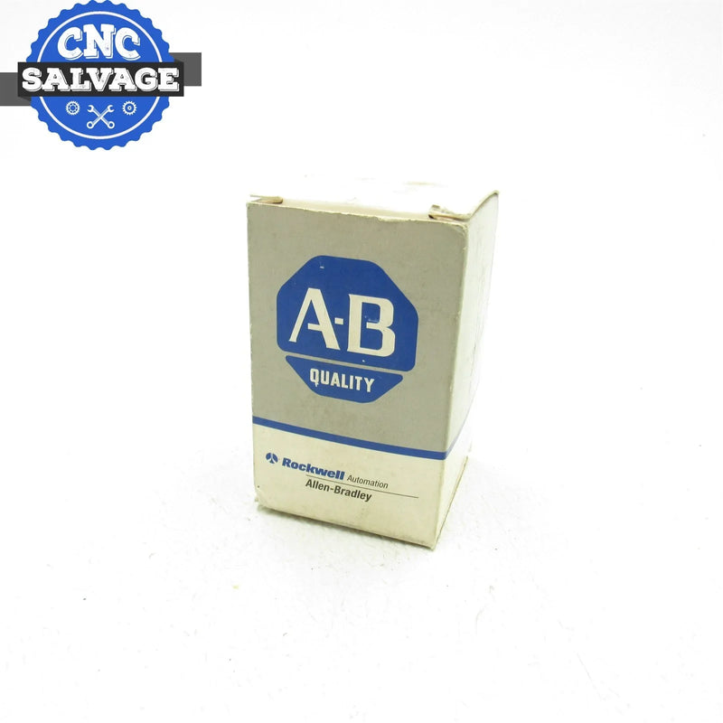 Allen Bradley Push Button Switch 800T-QBL24R SER T *New Open Box*